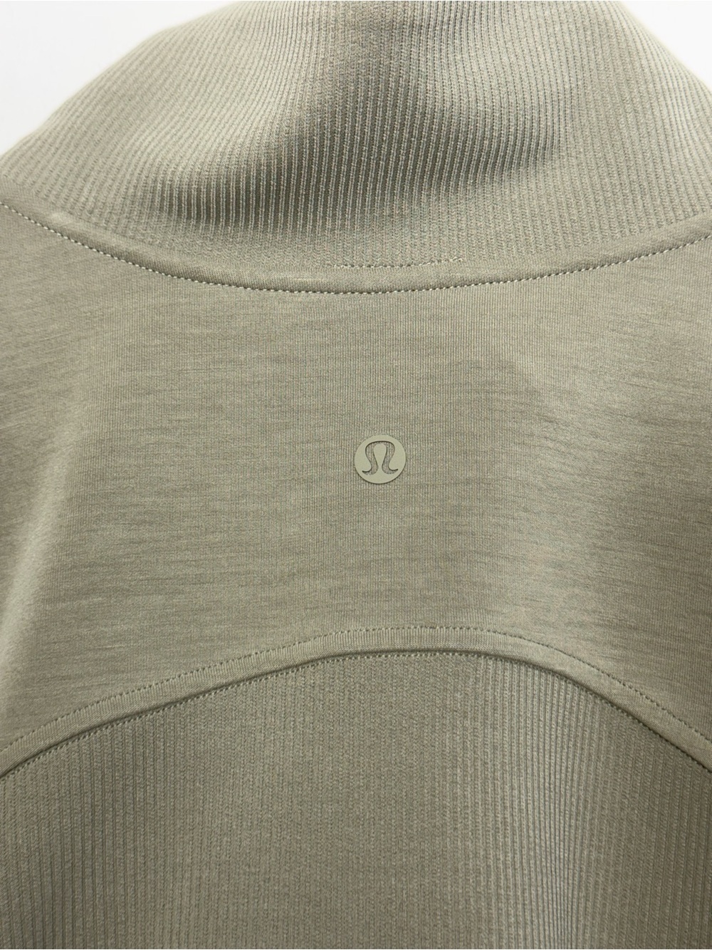 80: Lululemon Brushed Softstreme Ribbed Half Zip Riverstone Size 10 - Picture 5 of 5